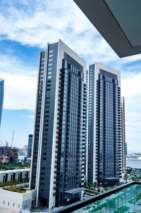 Trendy 1 Bed Apartment- Promenade Living - Creek Harbour *