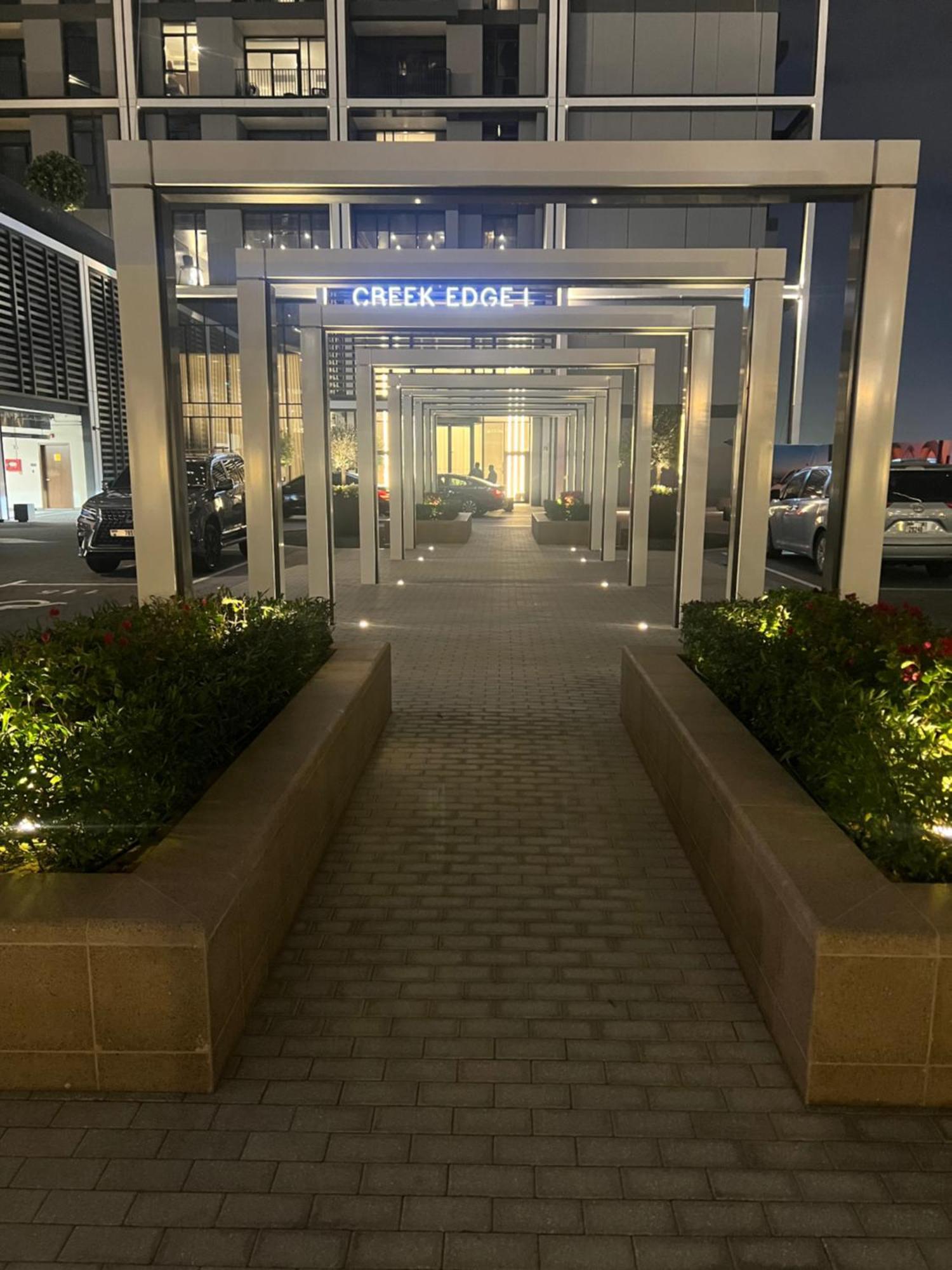Trendy 1 Bed Apartment- Promenade Living - Creek Harbour Apartment Dubai